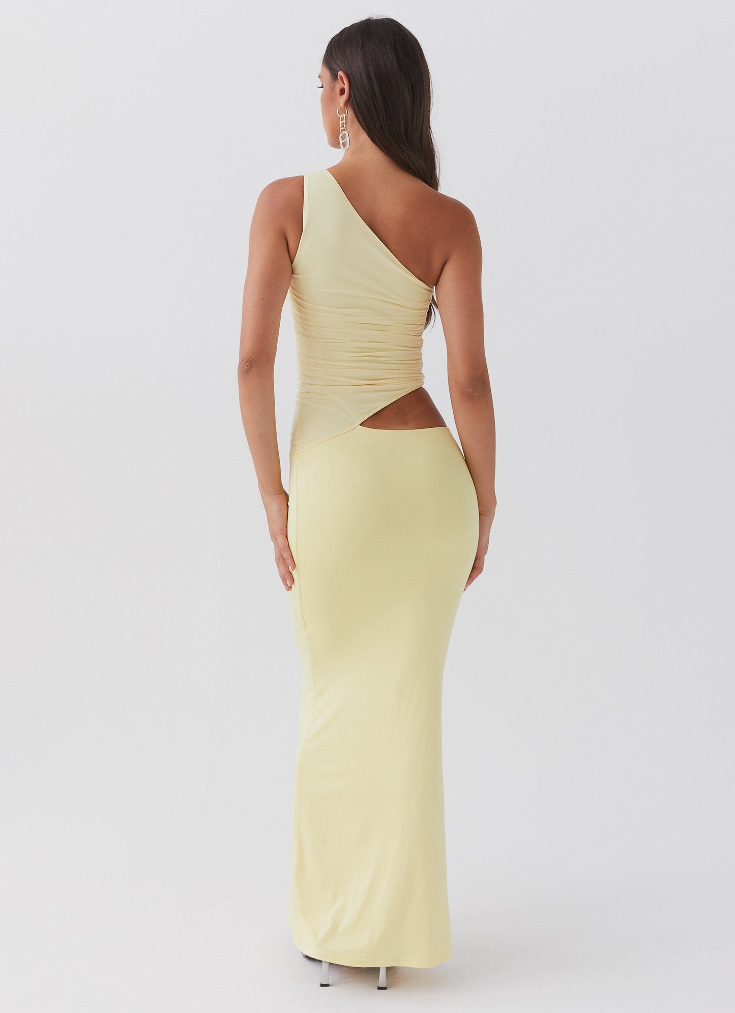Celina | Maxi Festkjole Lys Gul One-Shoulder Cut-Out til Kvinder